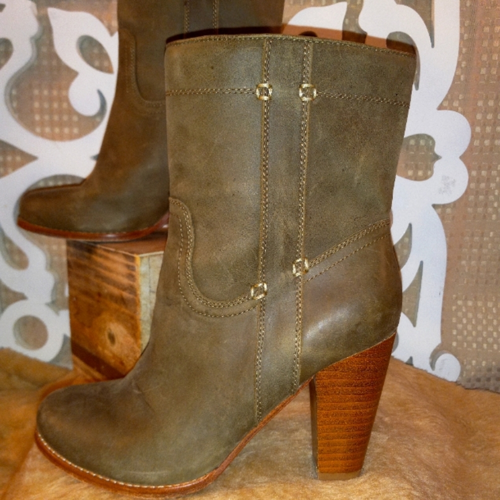 Joie healed boots